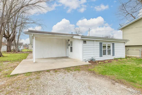 $139,900 | 518 B Street, Bethalto, IL 62010