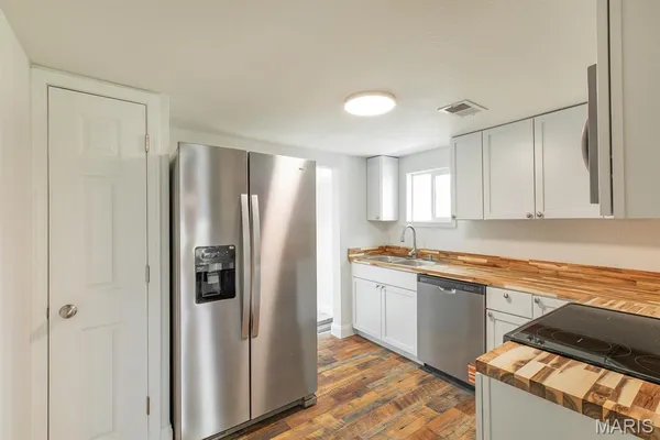 $139,900 | 518 B Street, Bethalto, IL 62010