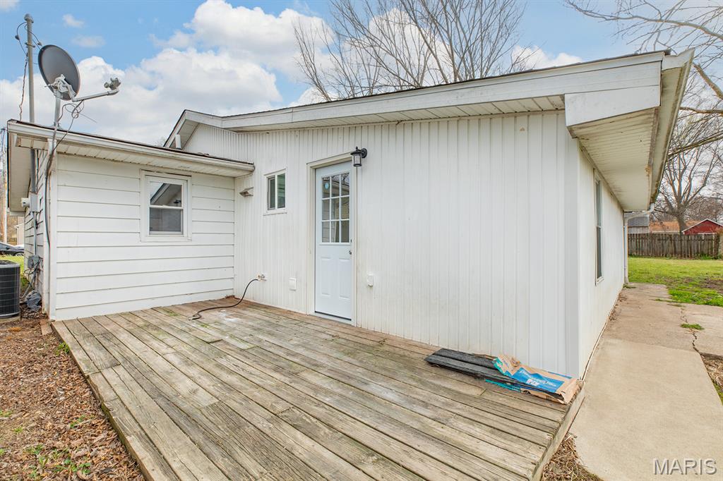 518 B Street Bethalto, IL 62010 - Photo 10 of 38