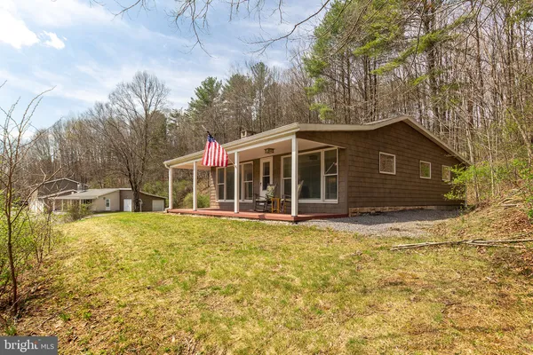 $849,900 | 11907 Colyer Lane, Shade Gap, PA 17255