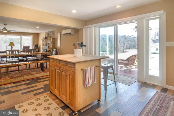 $849,900 | 11907 Colyer Lane, Shade Gap, PA 17255