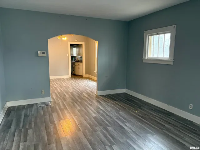 $79,500 | 433 Linden Avenue, Centralia, IL 62801