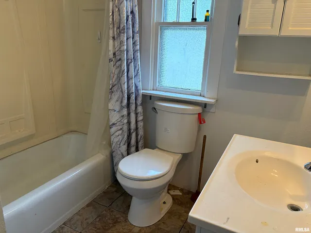 $79,500 | 433 Linden Avenue, Centralia, IL 62801