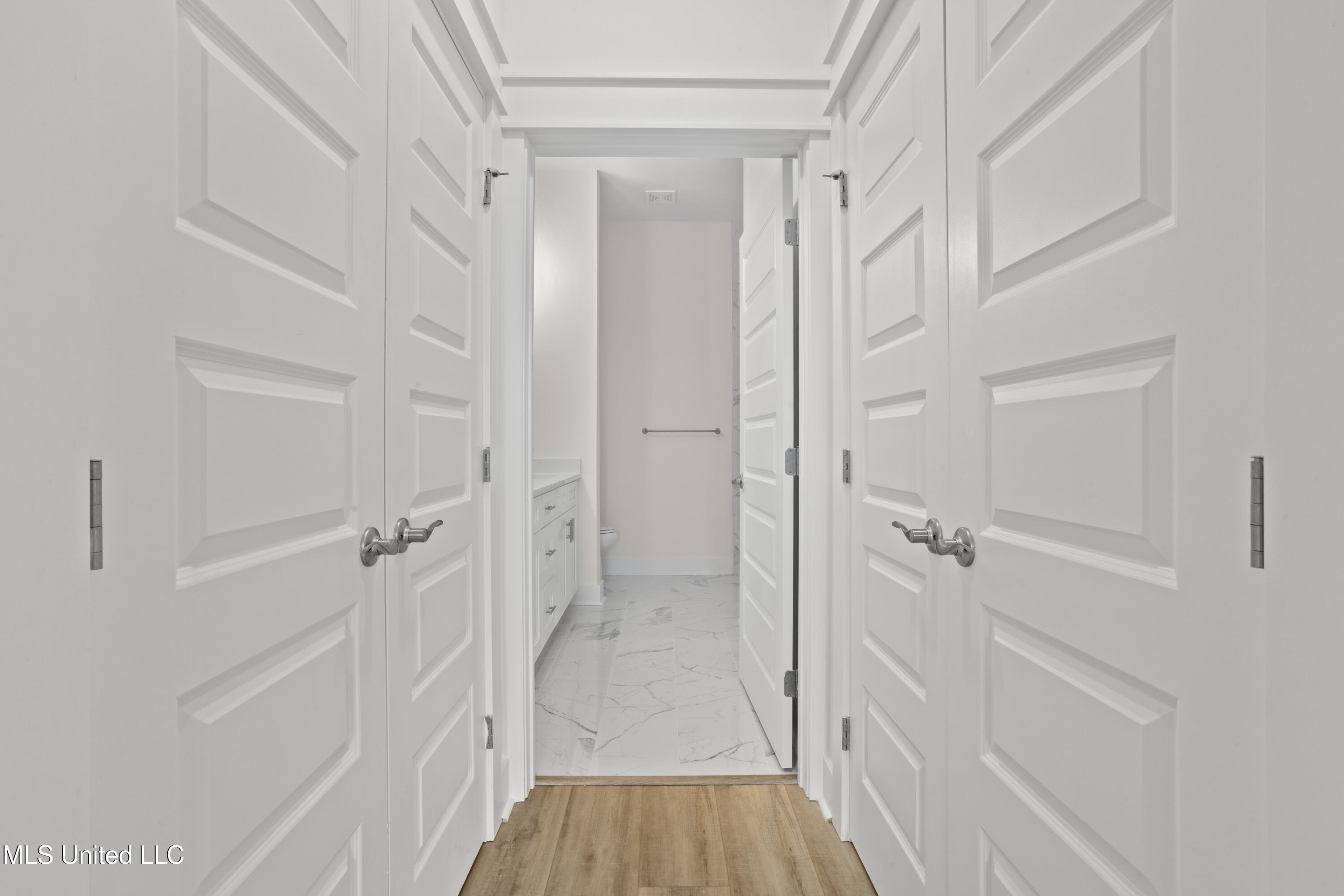 124 Court Street, Unit 207 Bay St. Louis, MS 39520 - Photo 12 of 61 014