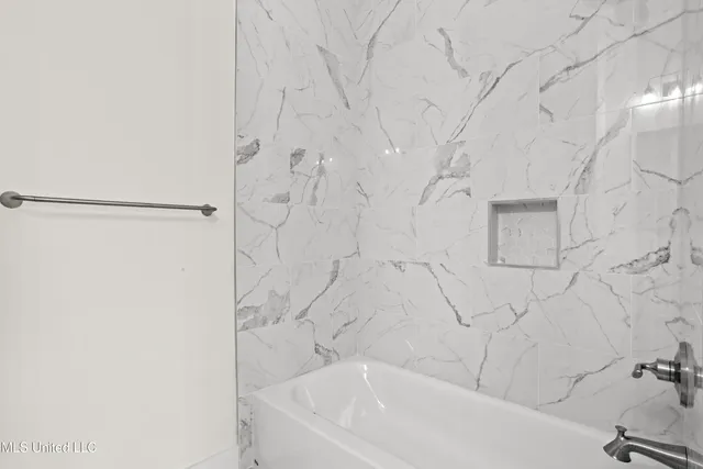 $549,900 | 124 Court Street, Unit 207, Bay St. Louis, MS 39520