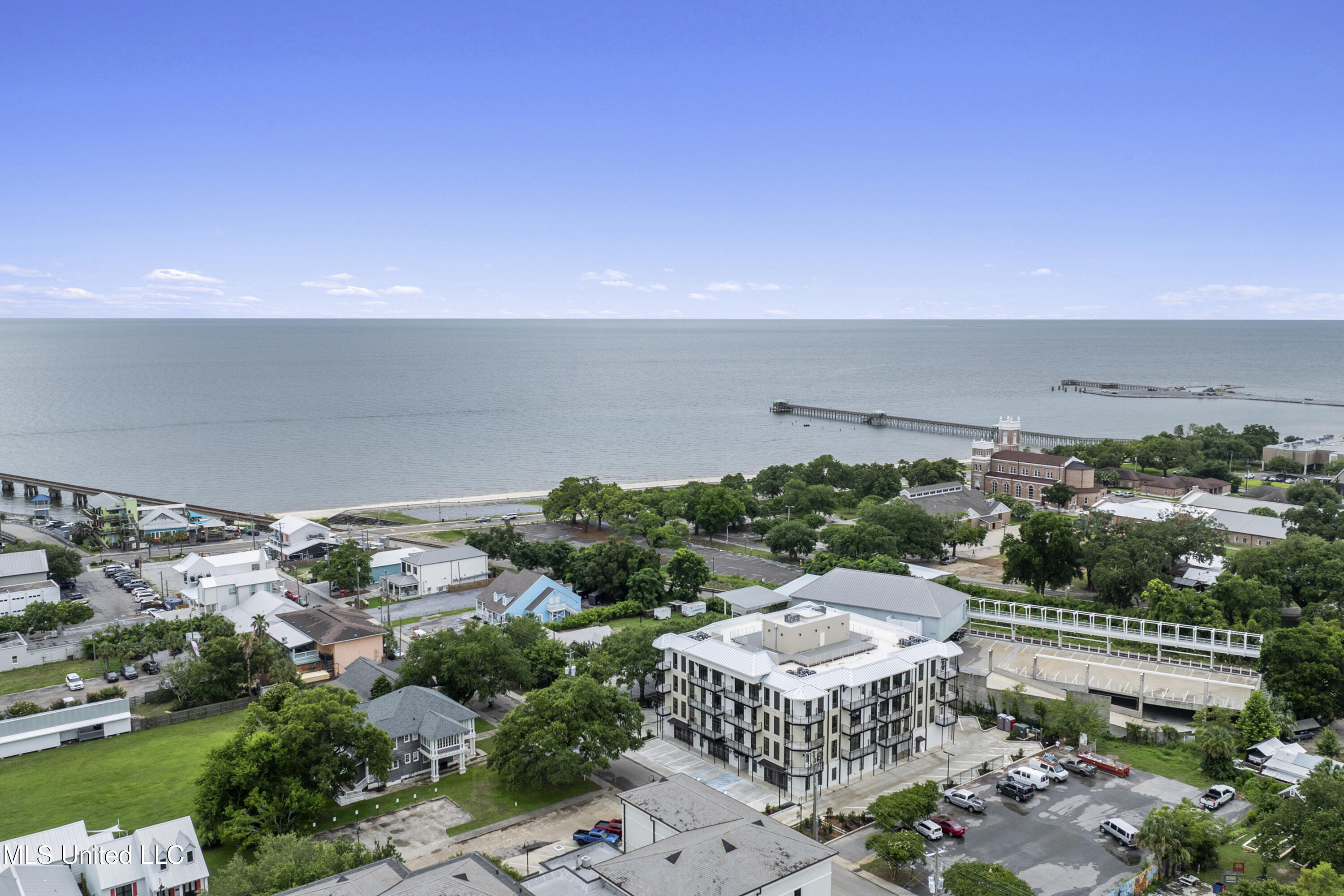 124 Court Street, Unit 207 Bay St. Louis, MS 39520 - Photo 42 of 61 088