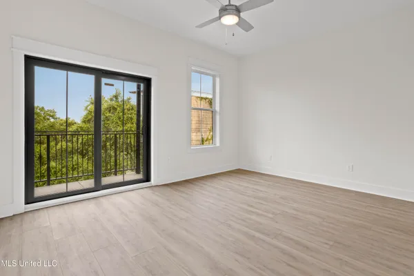 $529,900 | 124 Court Street, Unit 207, Bay St. Louis, MS 39520