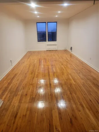$1,800 | Undisclosed Address | Far Rockaway