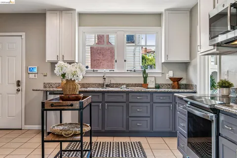 $699,000 | 2633 22nd Avenue, Oakland, CA 94606