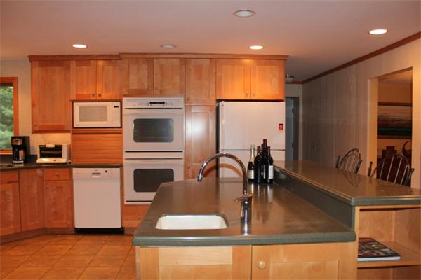15 Alexander Road Hopkinton, MA 01748 - Photo 2 of 28 Gallery Image 2
