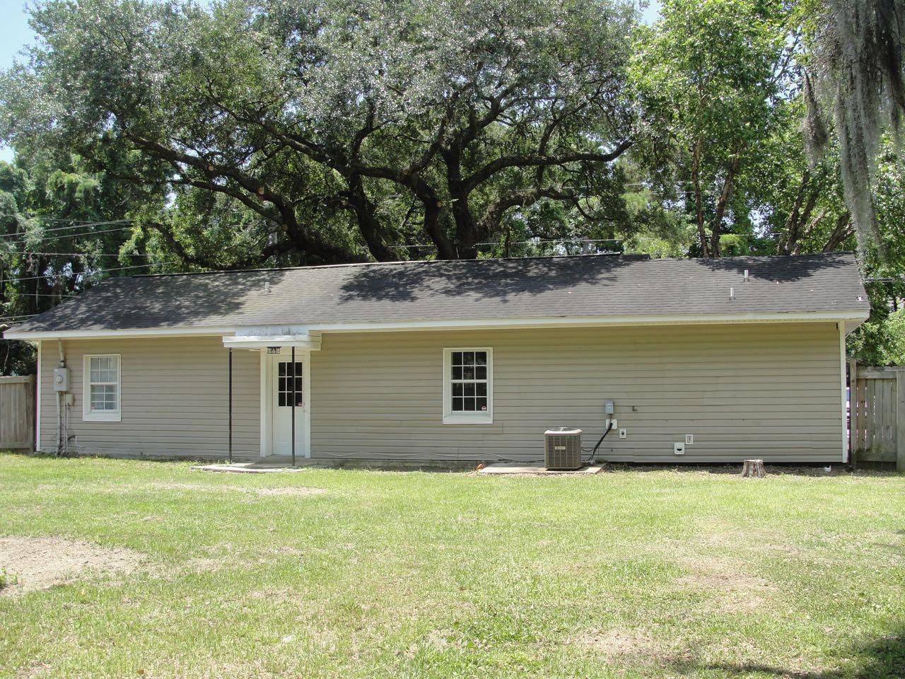 1230 Venning Road Mount Pleasant, SC 29464 - Photo 10 of 13 DSC05568