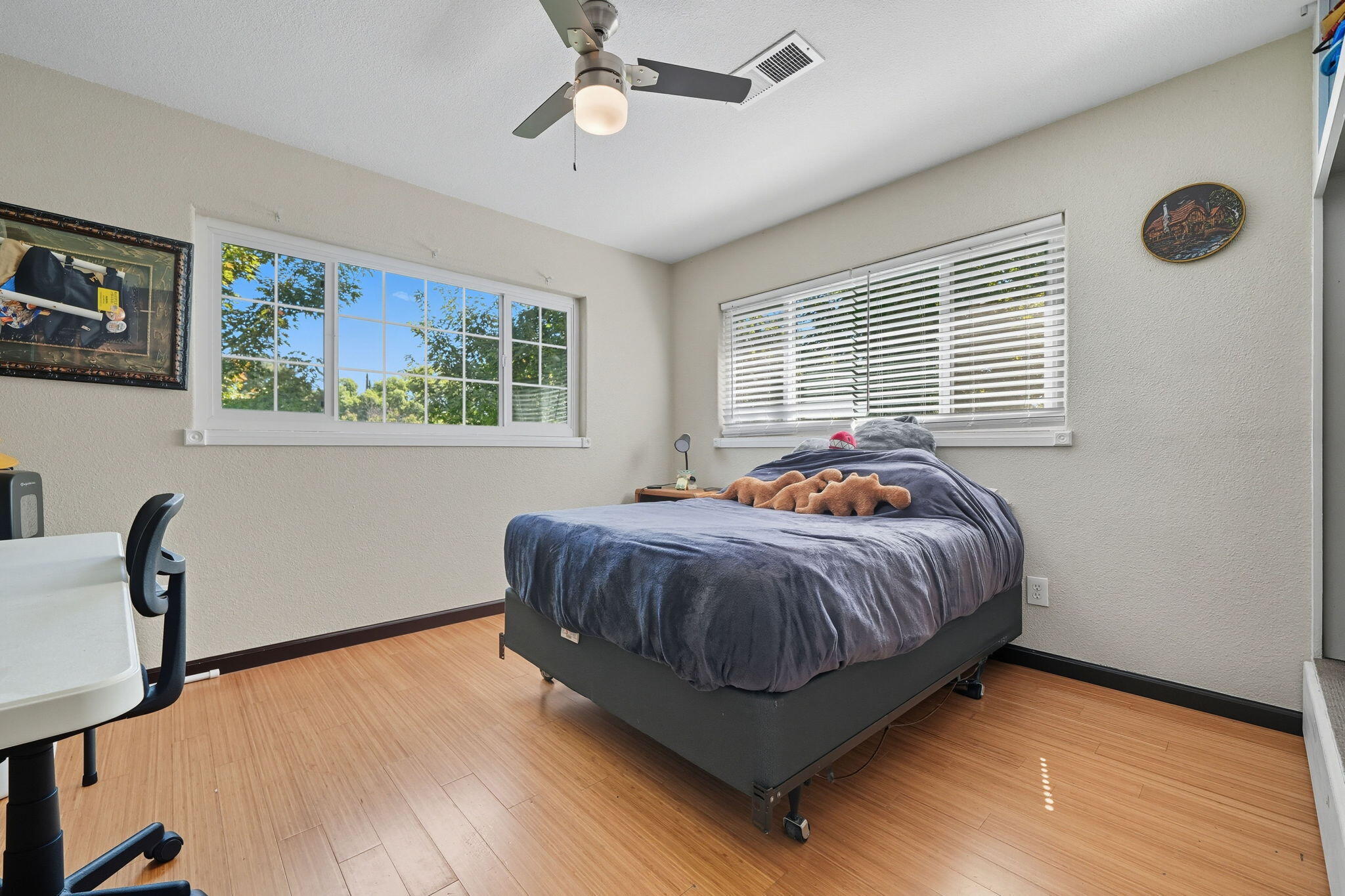 25031 Kauffman Avenue Red Bluff, CA 96080 - Photo 20 of 57 Bedroom 2