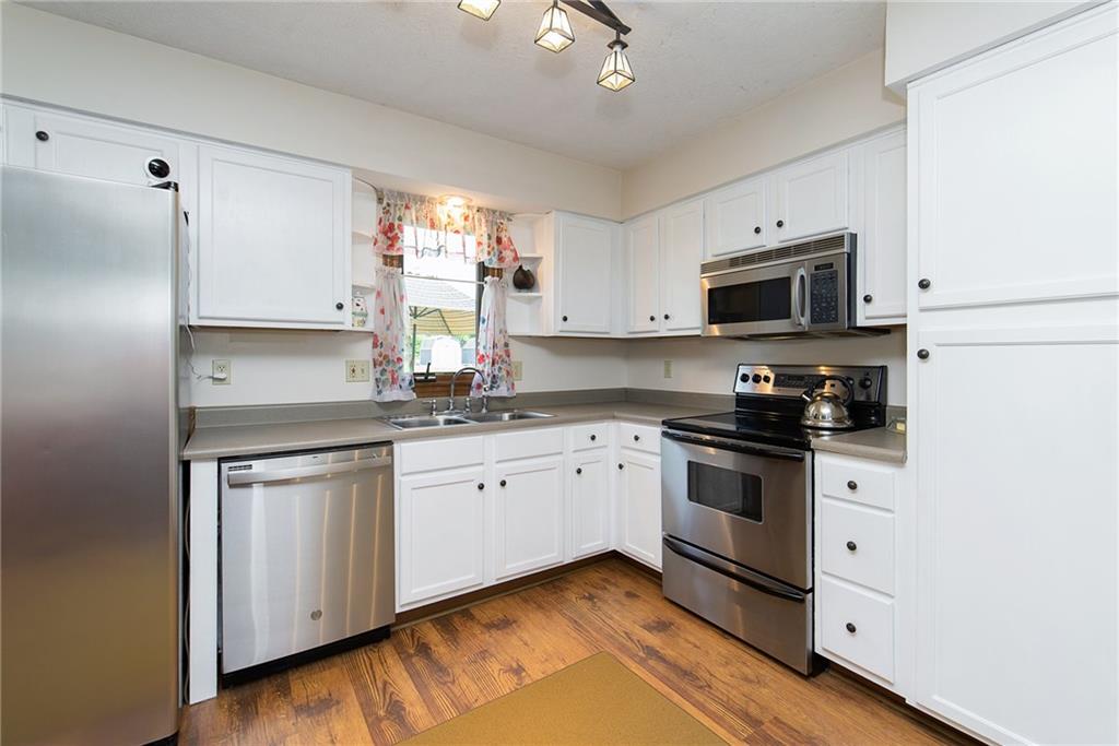 9638 Vandergriff Road Indianapolis, IN 46239 - Photo 16 of 33