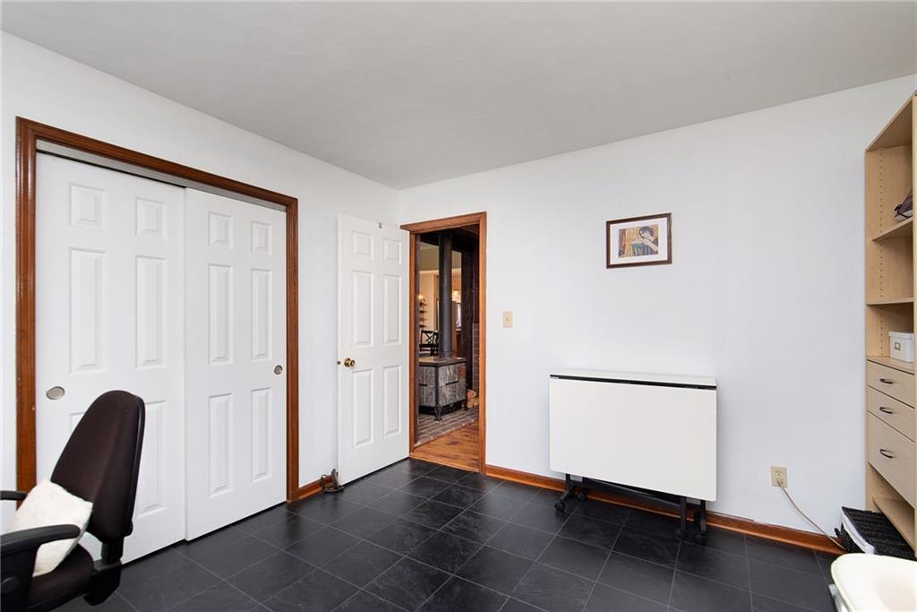 9638 Vandergriff Road Indianapolis, IN 46239 - Photo 8 of 33