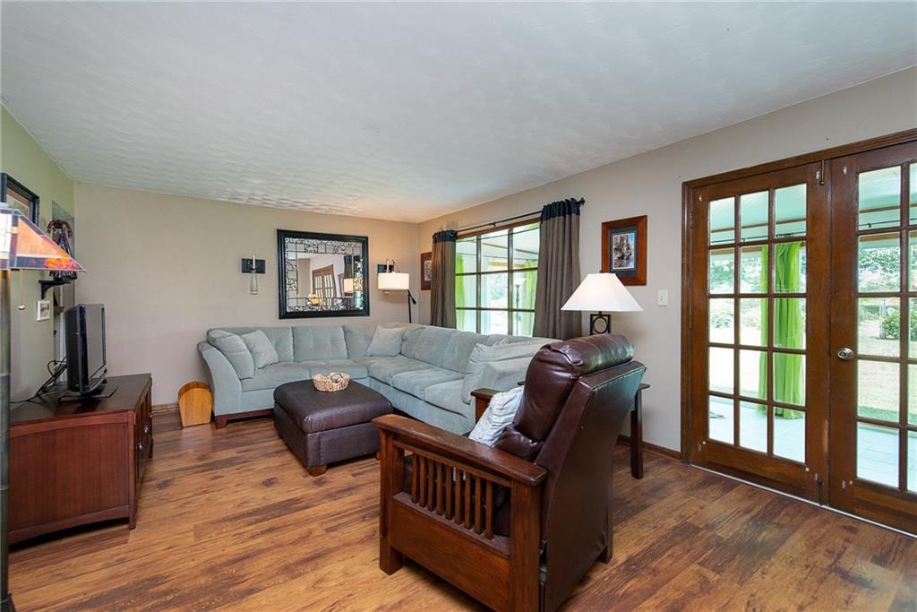 9638 Vandergriff Road Indianapolis, IN 46239 - Photo 9 of 33
