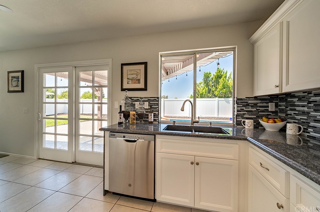 32182 Cala Torrente Temecula, CA 92592 - Photo 10 of 45