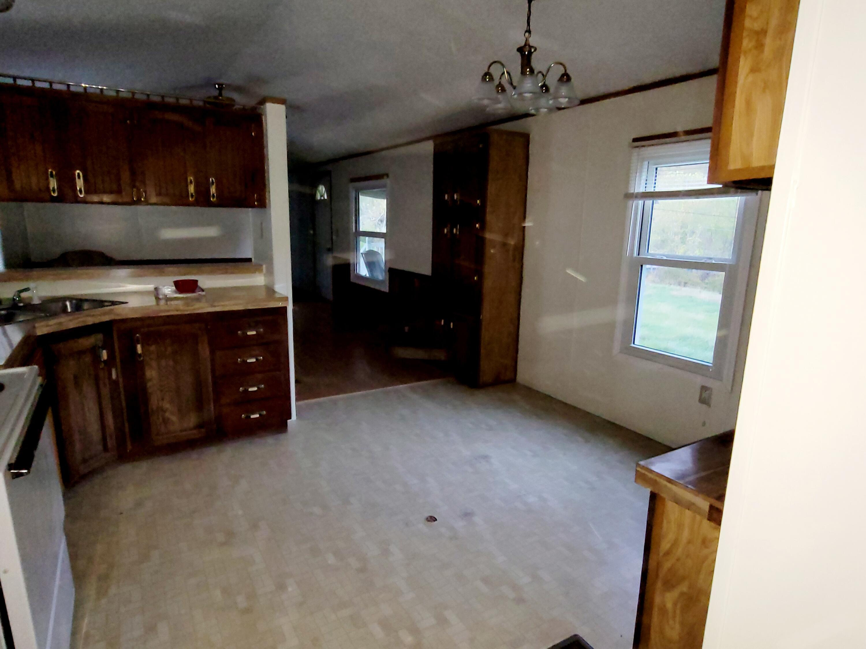 189 Richard Long Road Dante, VA 24237 - Photo 34 of 34 20211017_183109