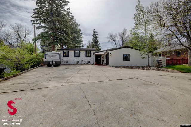 $614,400 | 969 South Grant Street, Casper, WY 82601