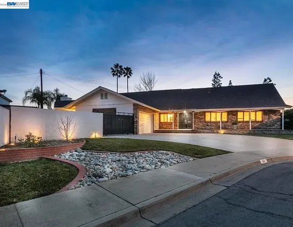 $1,699,000 | 918 St Catherine Way, Claremont, CA 91711