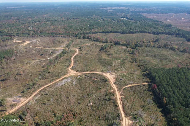 $815,871 | Ms-32, Water Valley, MS 38965