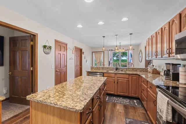 $825,000 | 4616 Woodrow Wilson Road, Springfield, TN 37172