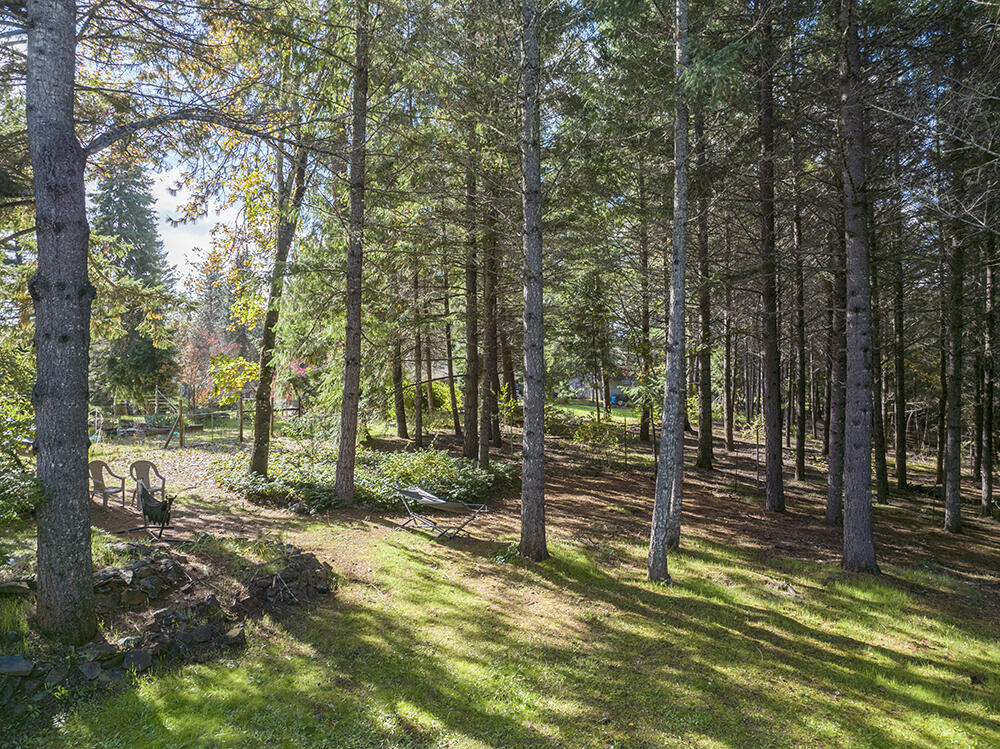 180 October Lane Merlin, OR 97532 - Photo 22 of 49 20