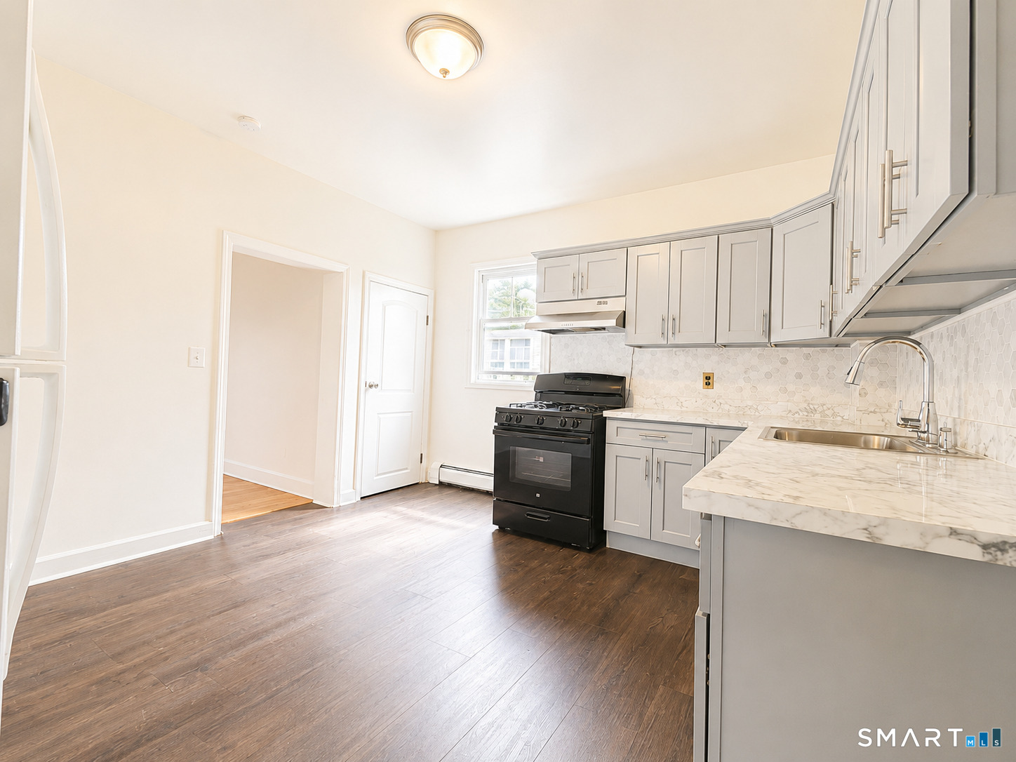 3 Spring Hill Avenue Norwalk, CT 06850 - Photo 7 of 23