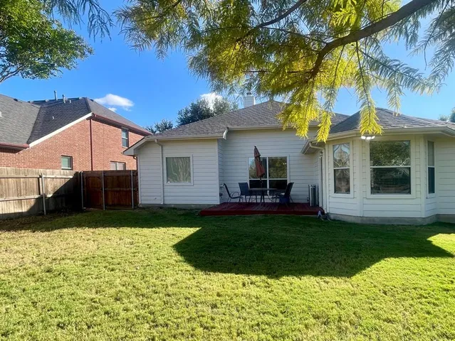 $2,250 | 8416 Sonnet Drive, McKinney, TX 75071