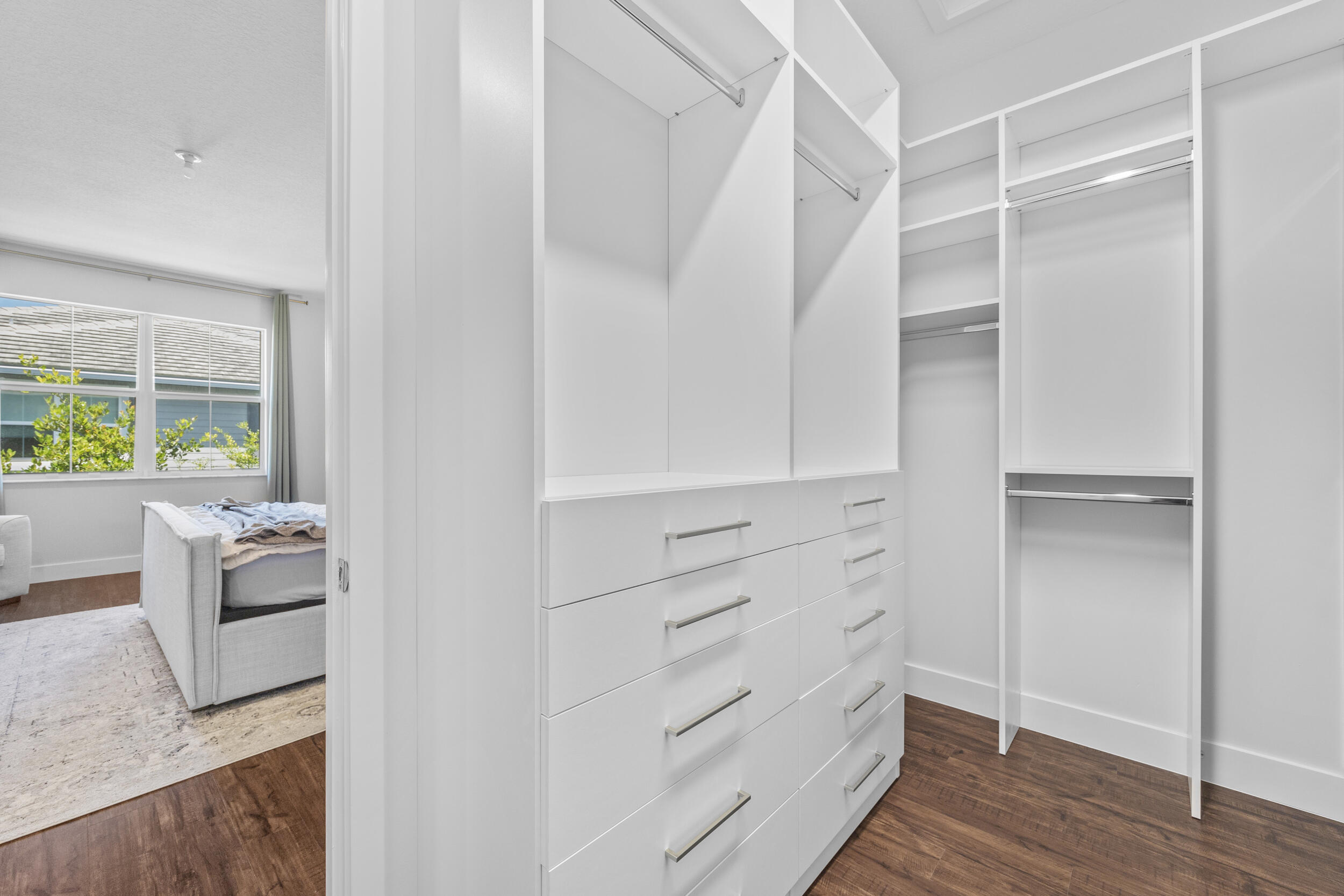 4809 Pointe Midtown Road Palm Beach Gardens, FL 33418 - Photo 21 of 41 Walk in closet