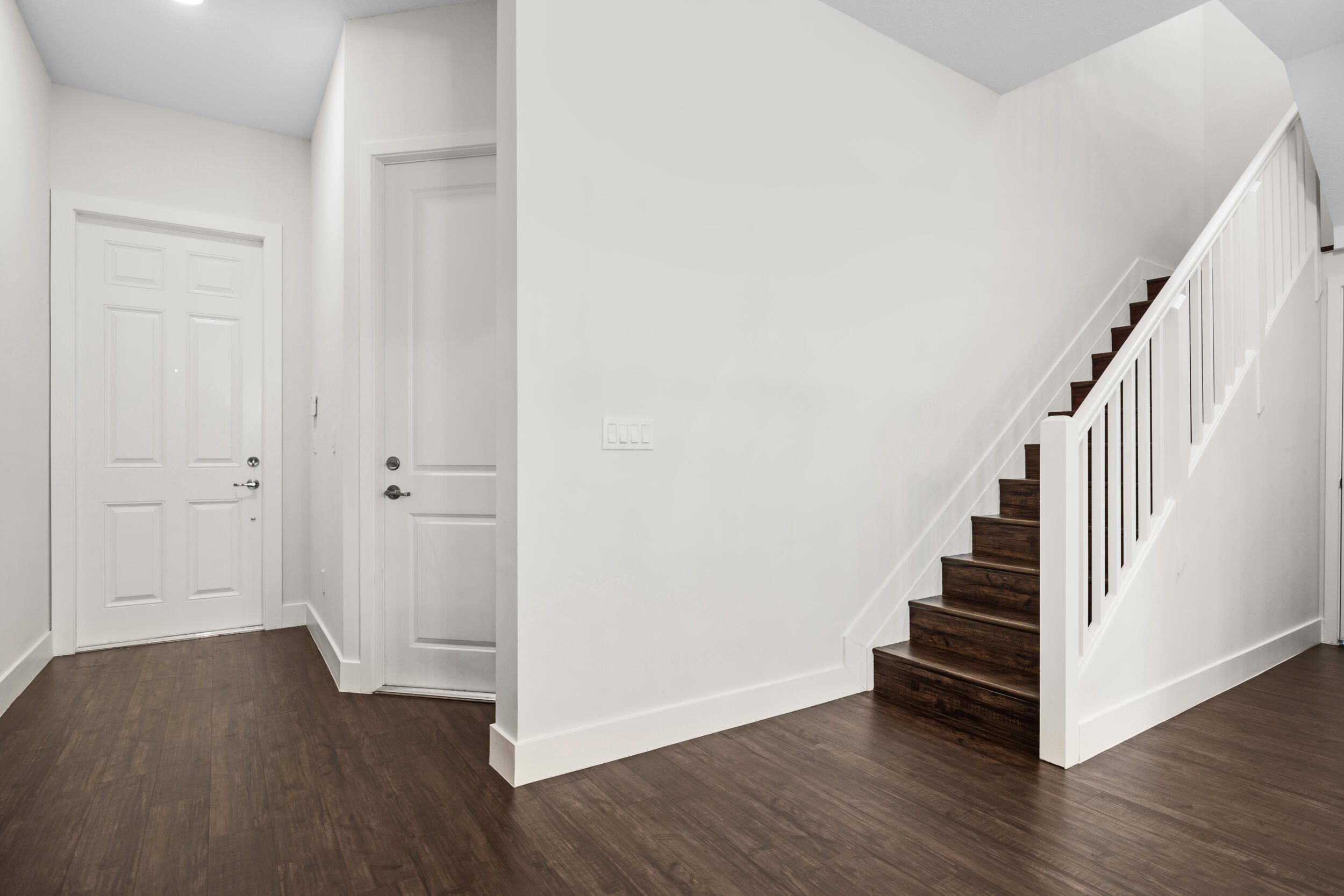 4809 Pointe Midtown Road Palm Beach Gardens, FL 33418 - Photo 3 of 41 Stairs