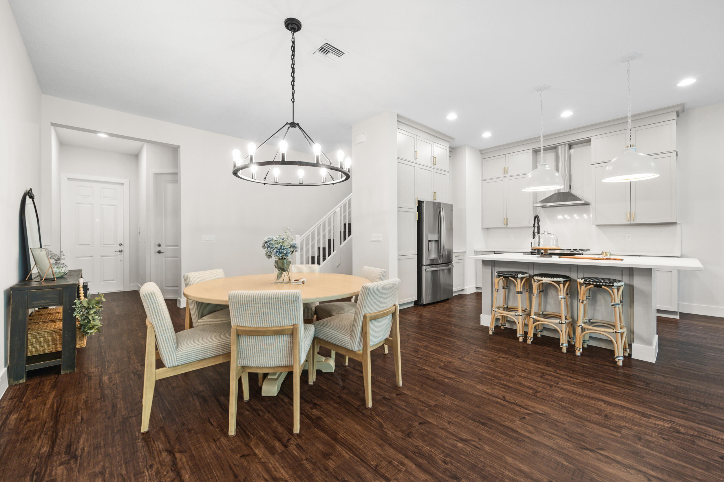 4809 Pointe Midtown Road Palm Beach Gardens, FL 33418 - Photo 5 of 41 Dining and Kitchen