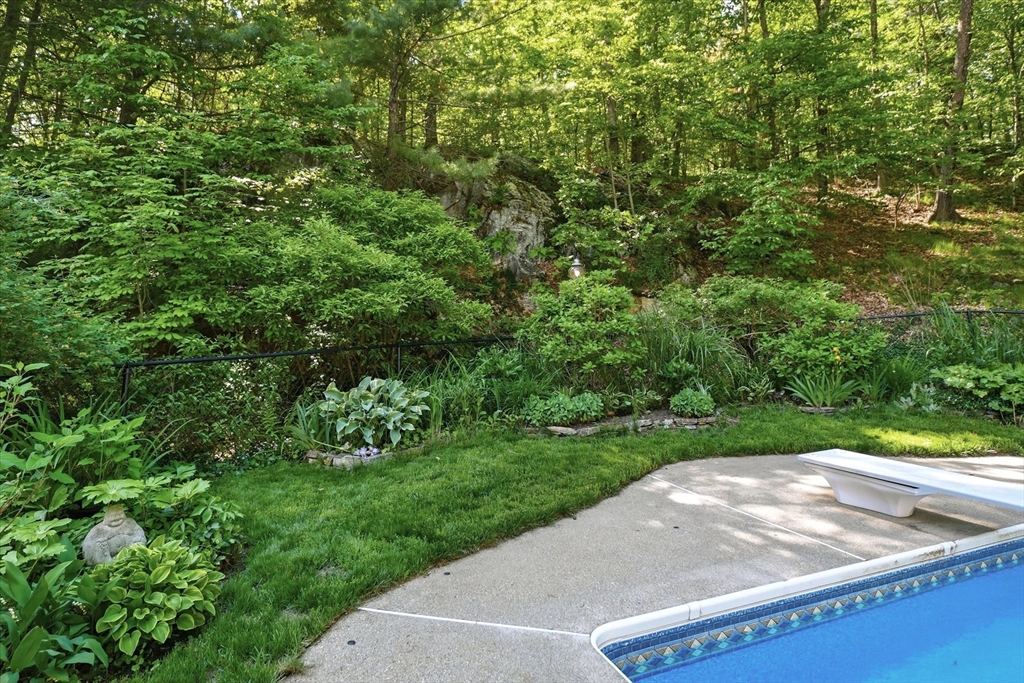 123 Washington Street Boxford, MA 01921 - Photo 31 of 42