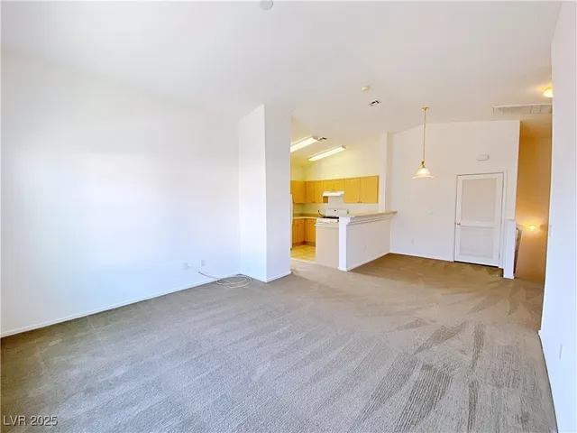 $1,600 | 9335 Indian Corn Court, Unit 101, Las Vegas, NV 89178