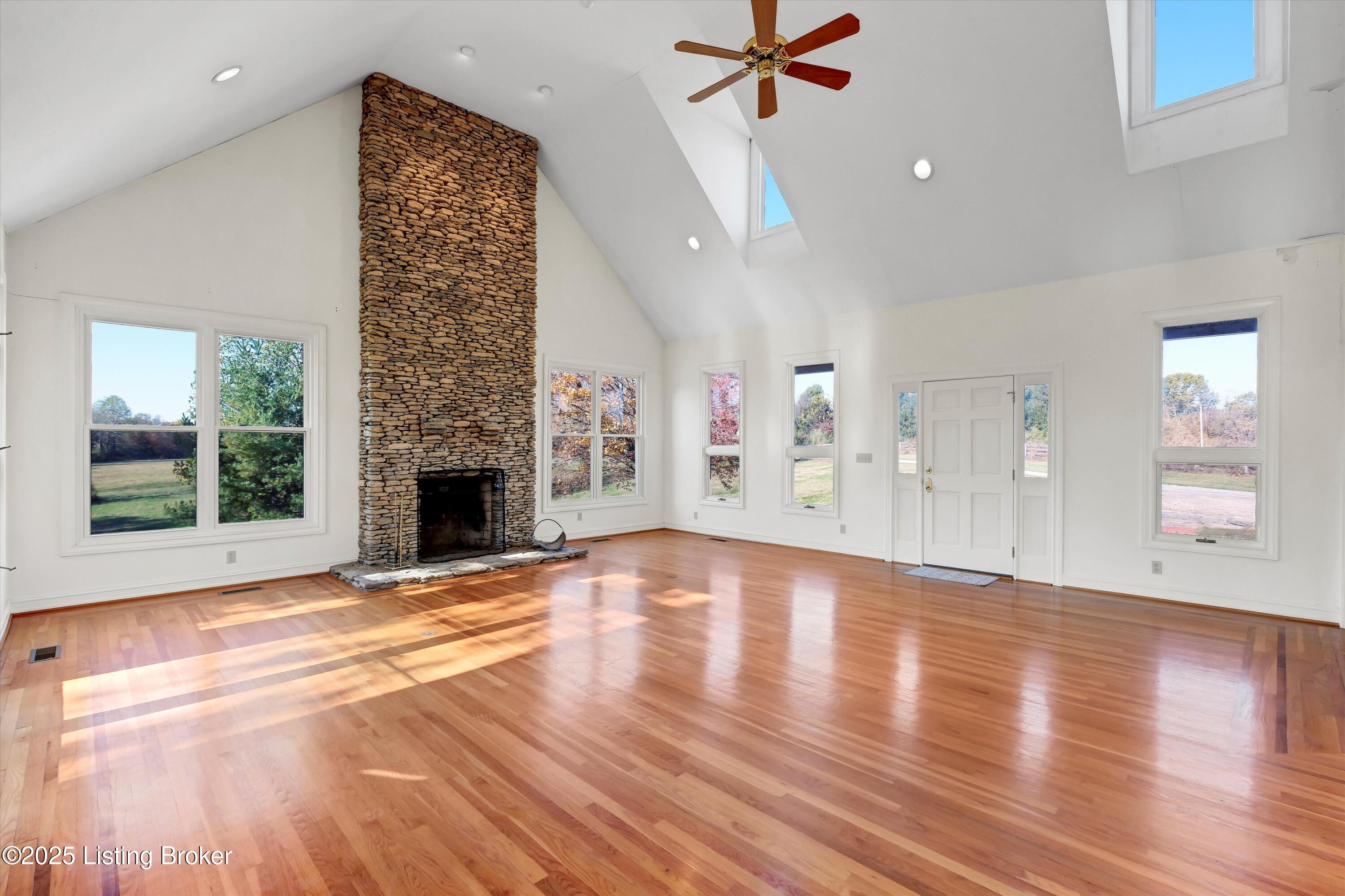 4090 Webb Road Simpsonville, KY 40067 - Photo 13 of 88 11-4090 Webb Rd