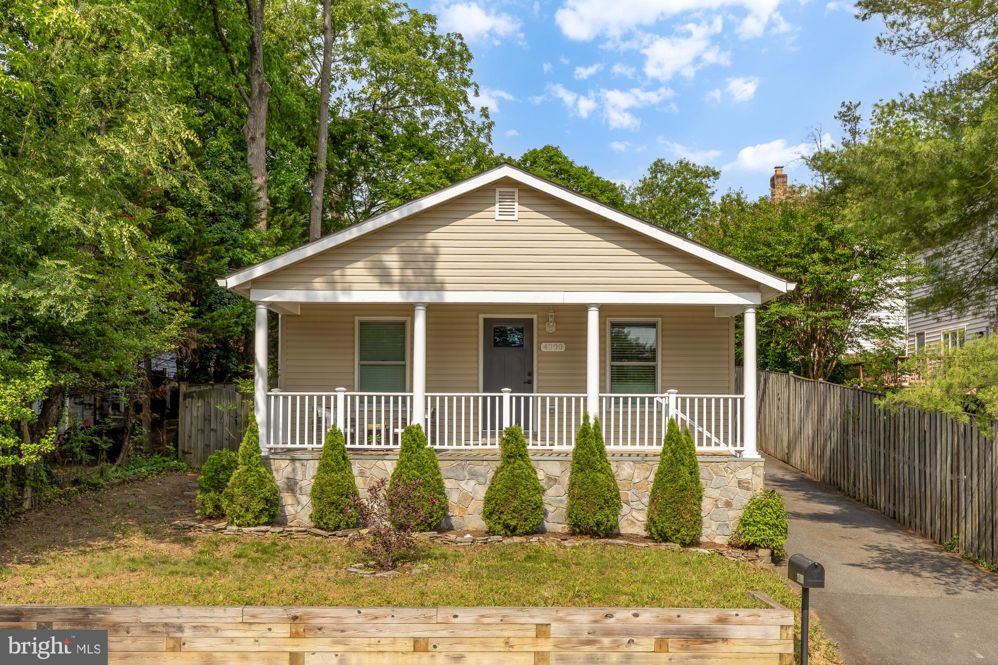 4000 Roberts Road Fairfax, VA 22032 - Photo 2 of 43