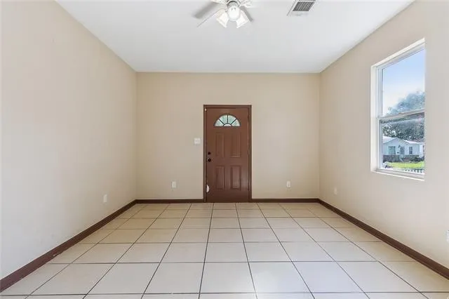 $1,400 | 526 Brown Avenue, Harvey, LA 70058