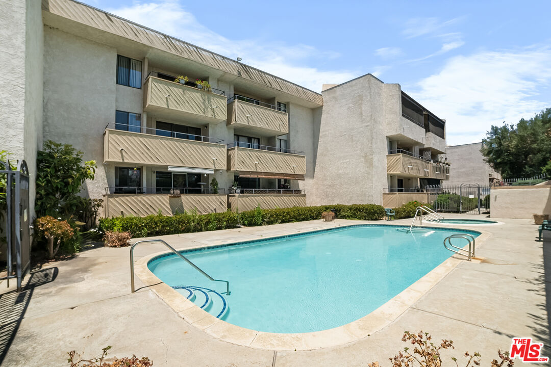 26251 Vermont Avenue, Unit 103 Harbor City, CA 90710 - Photo 14 of 31