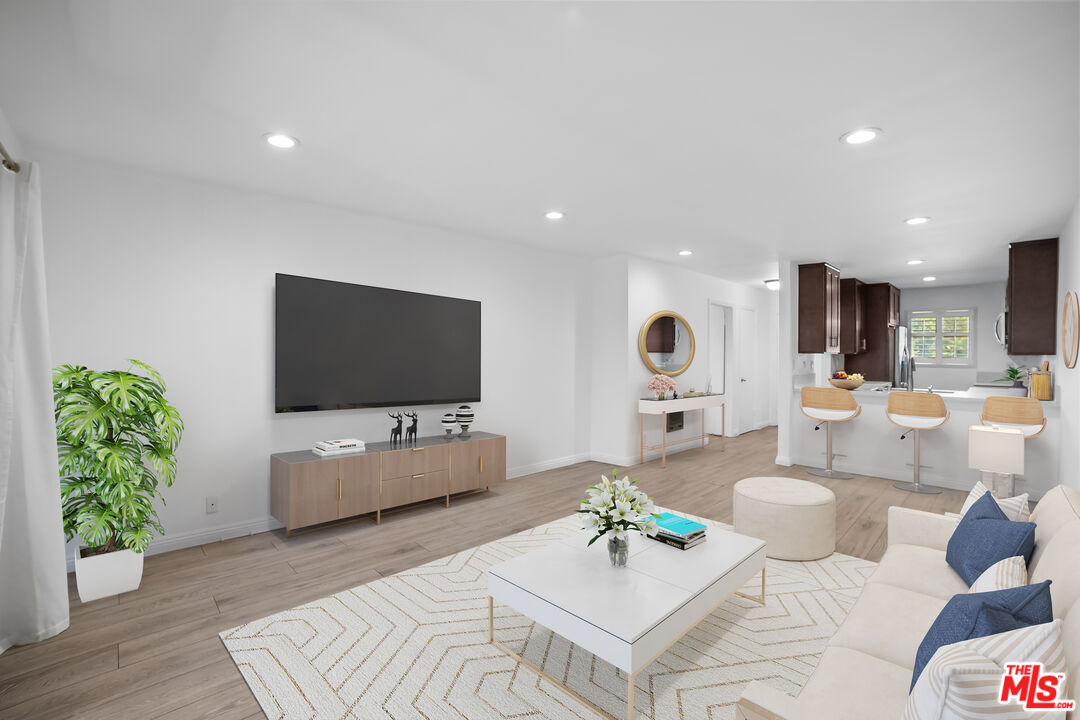 26251 Vermont Avenue, Unit 103 Harbor City, CA 90710 - Photo 4 of 31