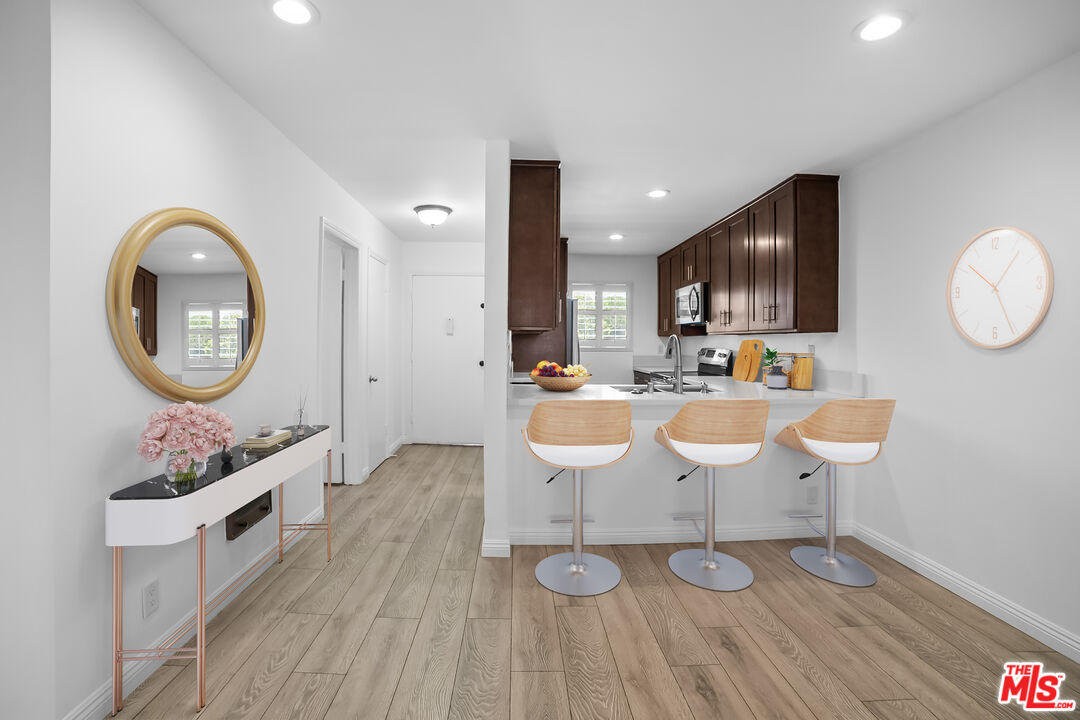 26251 Vermont Avenue, Unit 103 Harbor City, CA 90710 - Photo 5 of 31