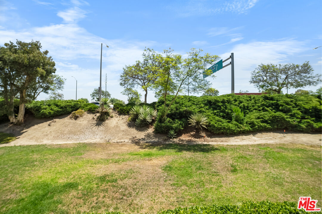 26251 Vermont Avenue, Unit 103 Harbor City, CA 90710 - Photo 10 of 31