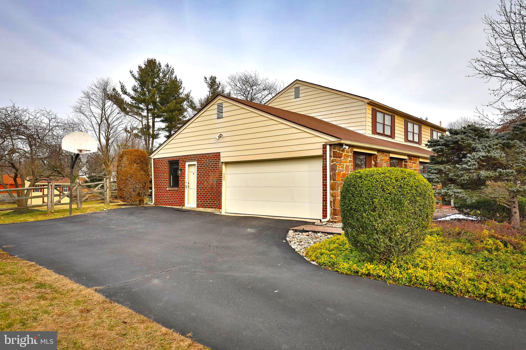 1118 Tannerie Run Road Ambler, PA 19002 - Photo 3 of 39 Driveway/Garage