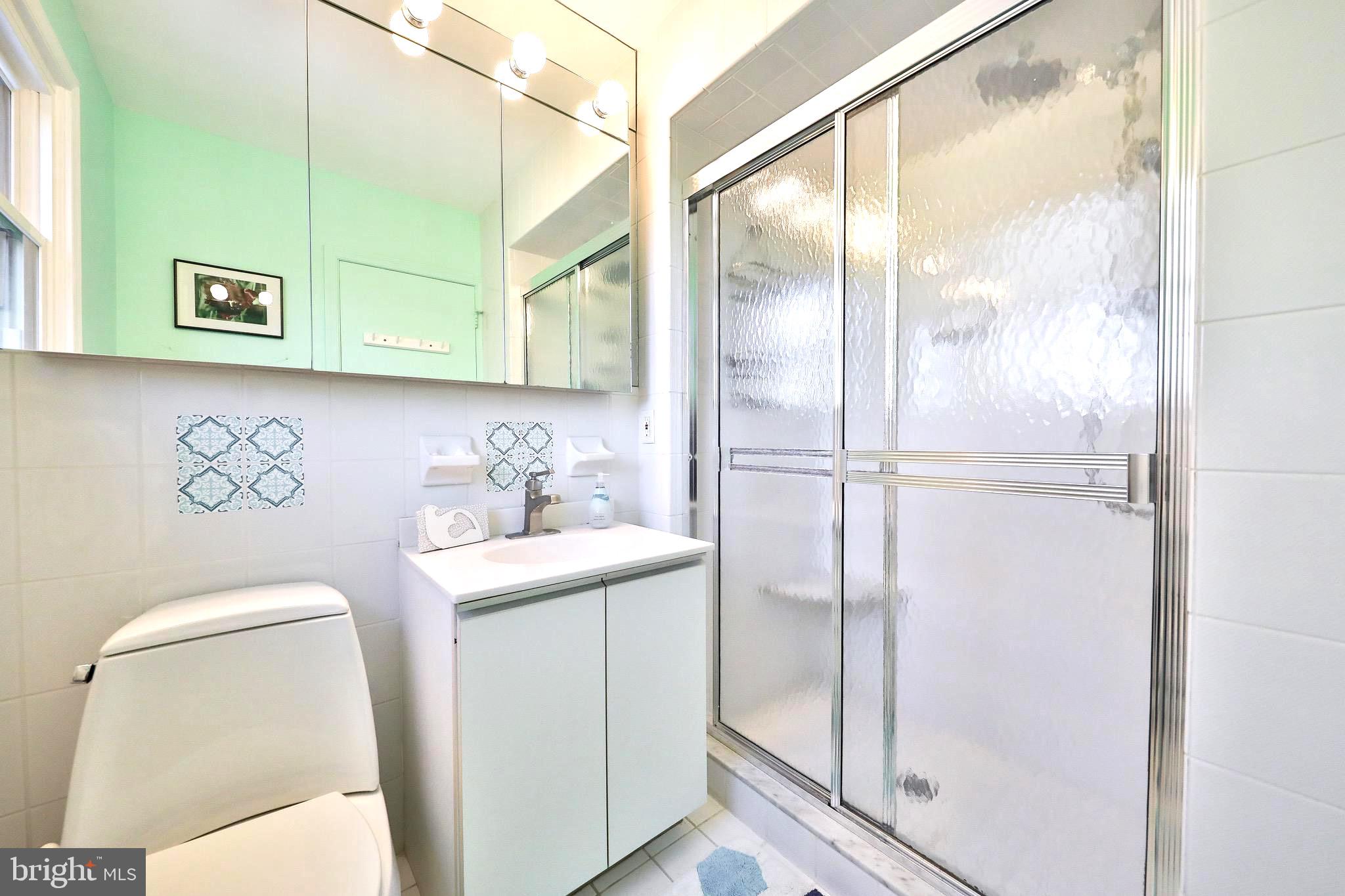 1118 Tannerie Run Road Ambler, PA 19002 - Photo 25 of 39 Master Bathroom
