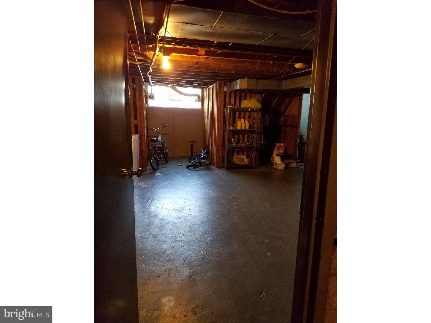 4038 Balwynne Park Road Philadelphia, PA 19131 - Photo 5 of 8 Gallery Image 5