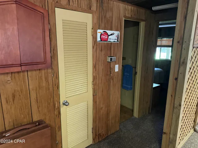 $359,900 | 199 North Duck Avenue, Wewahitchka, FL 32465