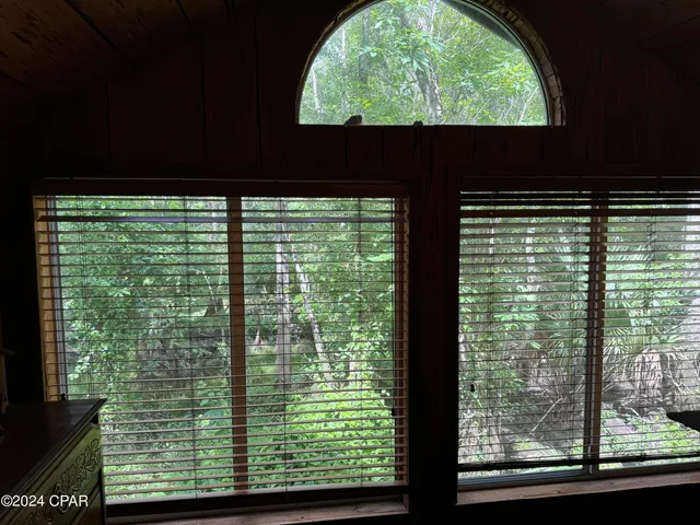 $359,900 | 199 North Duck Avenue, Wewahitchka, FL 32465