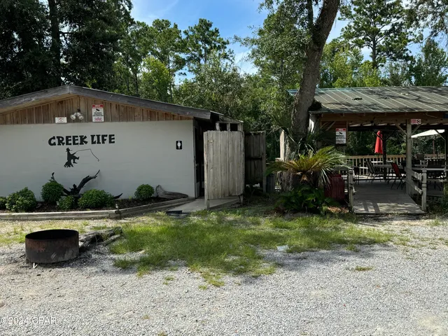 $359,900 | 199 North Duck Avenue, Wewahitchka, FL 32465