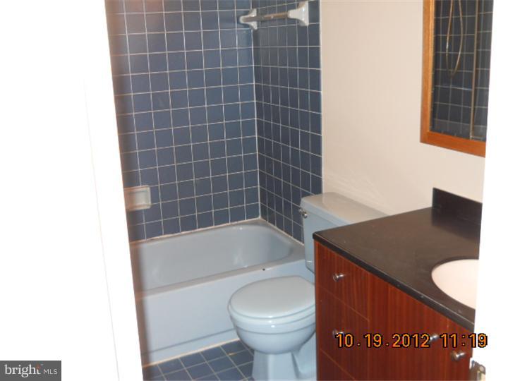 25 Heather Valley Road Holland, PA 18966 - Photo 8 of 9 Bathroom