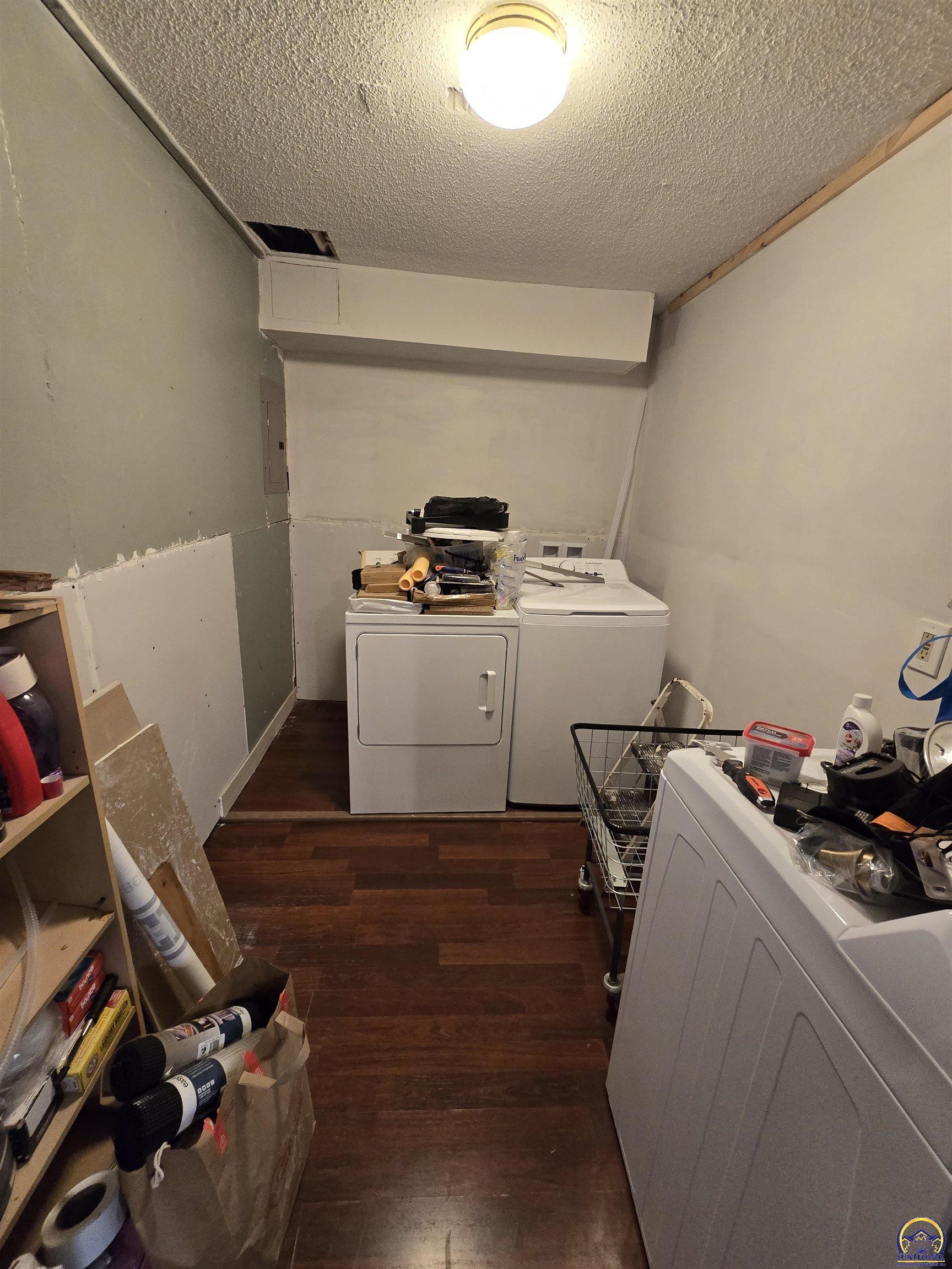 1219 Brook Street Lawrence, KS 66044 - Photo 16 of 30