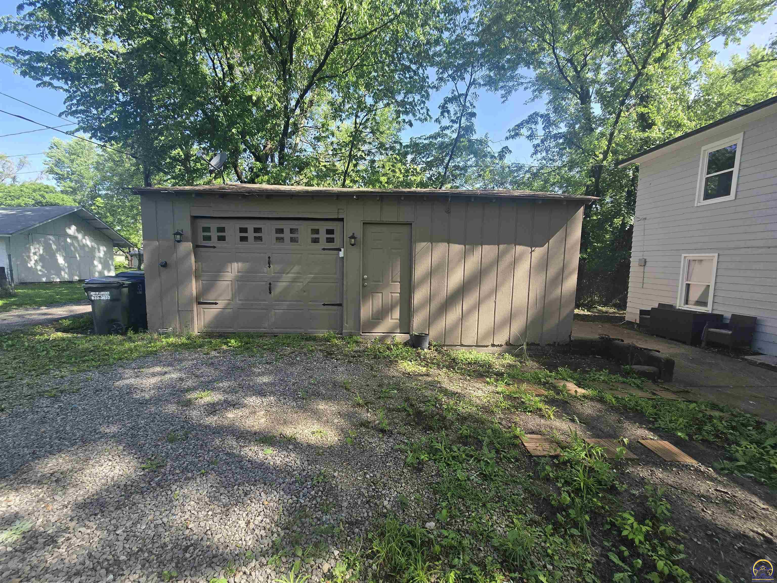 1219 Brook Street Lawrence, KS 66044 - Photo 7 of 30