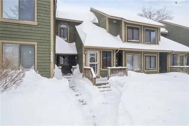 $269,900 | 5103 Summit Drive, Hidden Valley, PA 15502